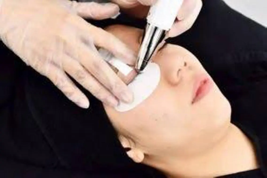 brow art 上野 / 吉橋のマツエク・マツパデザイン
