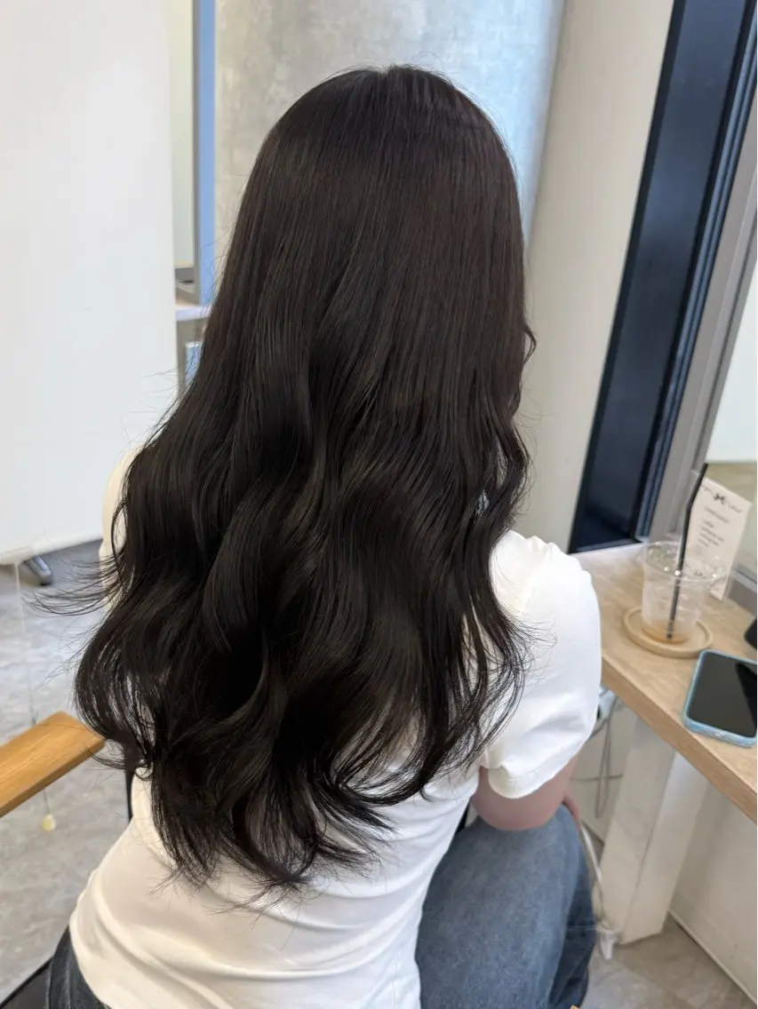 ロング カラー ヘアアレンジ 透明感カラー グレージュ ラベンダーカラー ラベンダーグレージュ ラベンダーグレー カット ヘアカラー トリートメント Himawari♡ 柔らかいカラーのヘアスタイル
