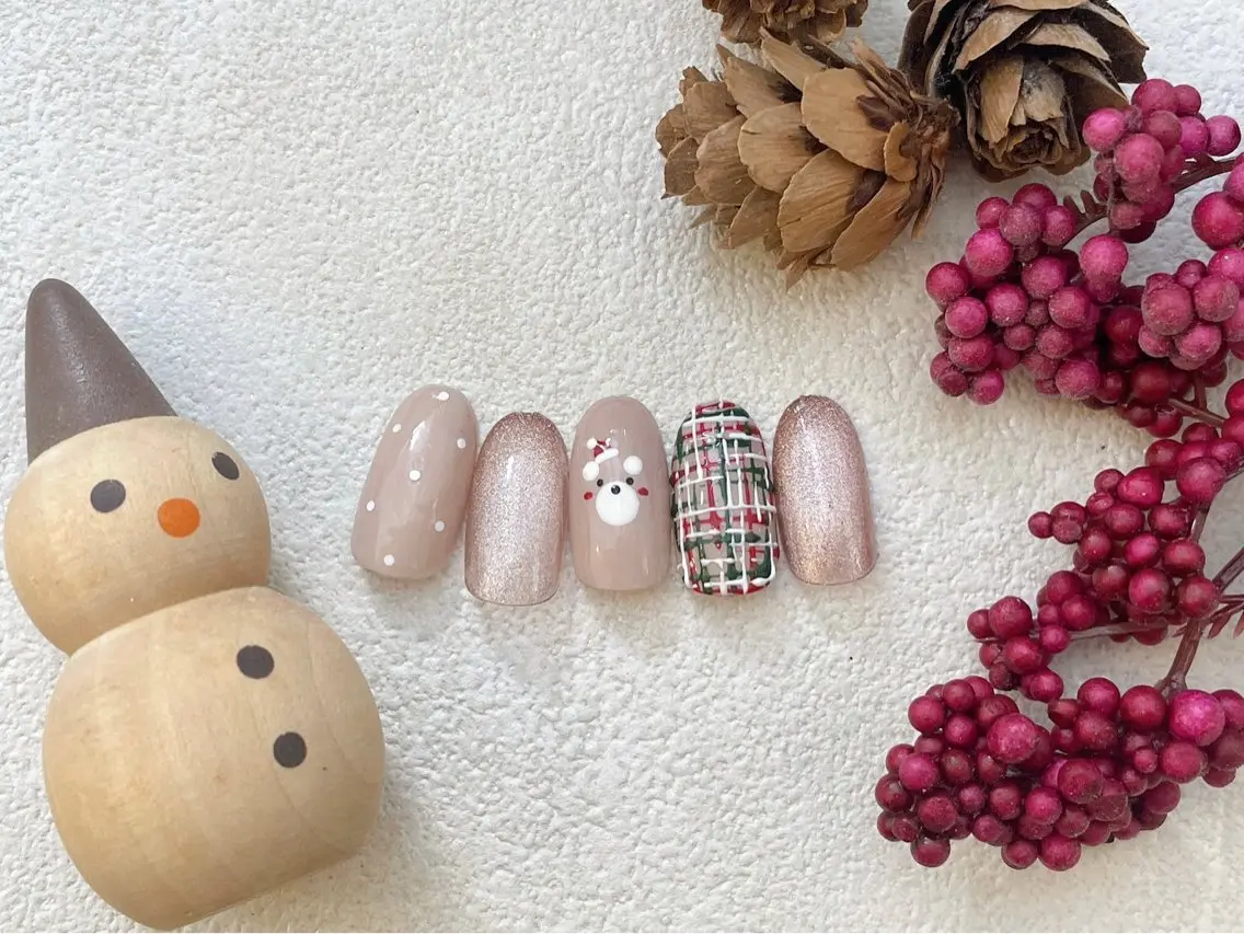 ネイル オーロラネイル フットネイル フレンチネイル ジェルネイル マグネットネイル kiki nail &brow二子玉川のネイルデザイン