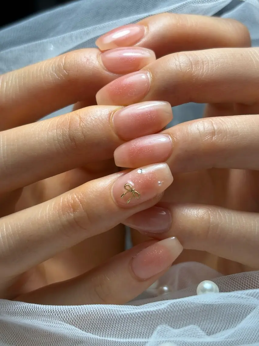 ネイル ハンドネイル フットネイル ✴︎ Delightのネイルデザイン