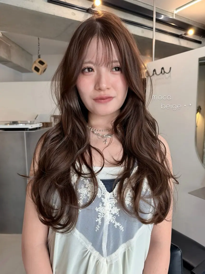 【土日祝限定】　30%オフ　カット+カラーの写真