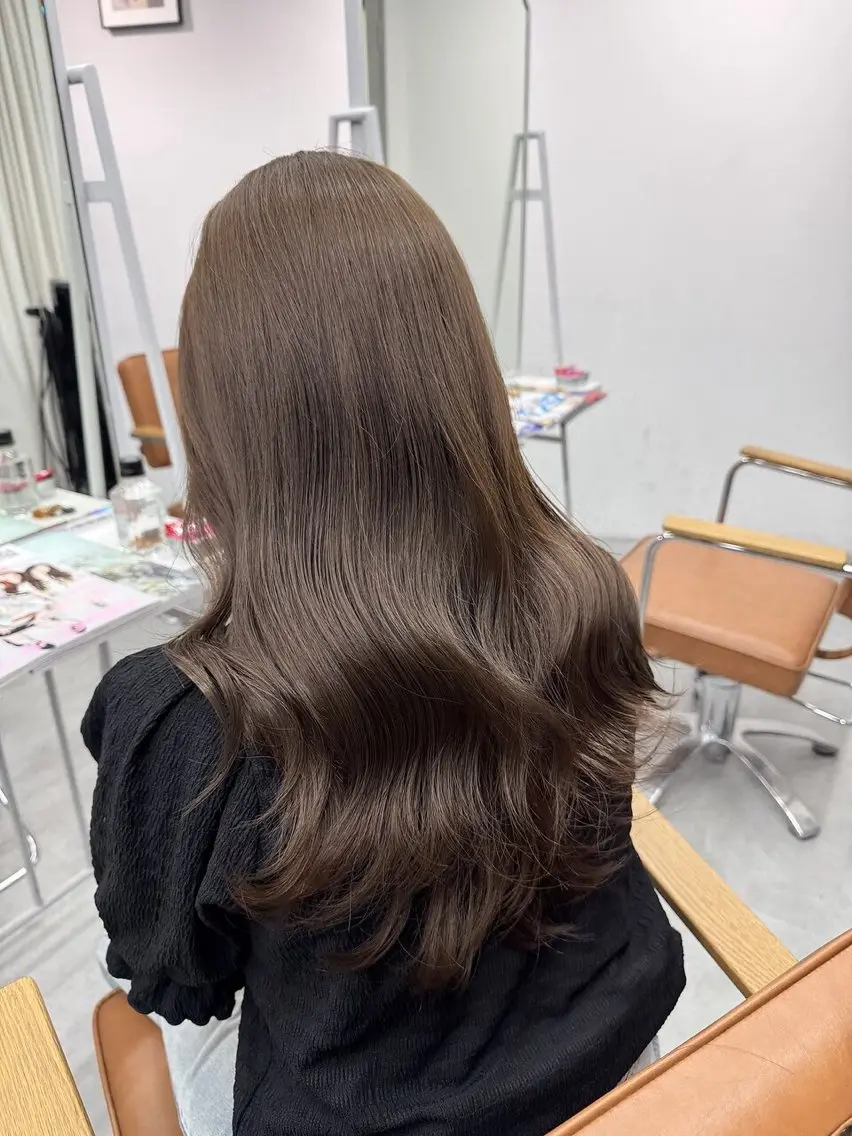 ロング カラー ヘアアレンジ ベージュカラー ブリーチ ブラウンカラー ブリーチなしカラー 髪質改善 ヘアカラー トリートメント 🌈髪質改善💕 縮毛矯正✨青木まで✨のヘアスタイル