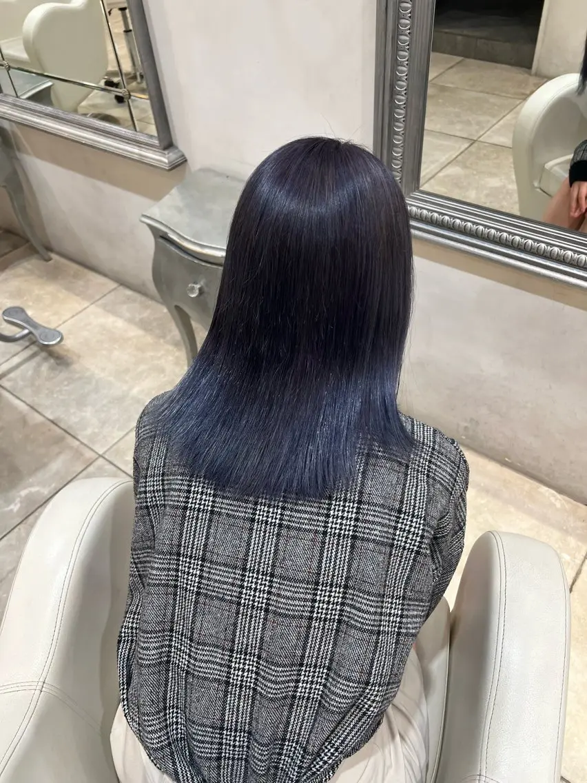 ミディアム カラー 菅沼 花琳のヘアスタイル