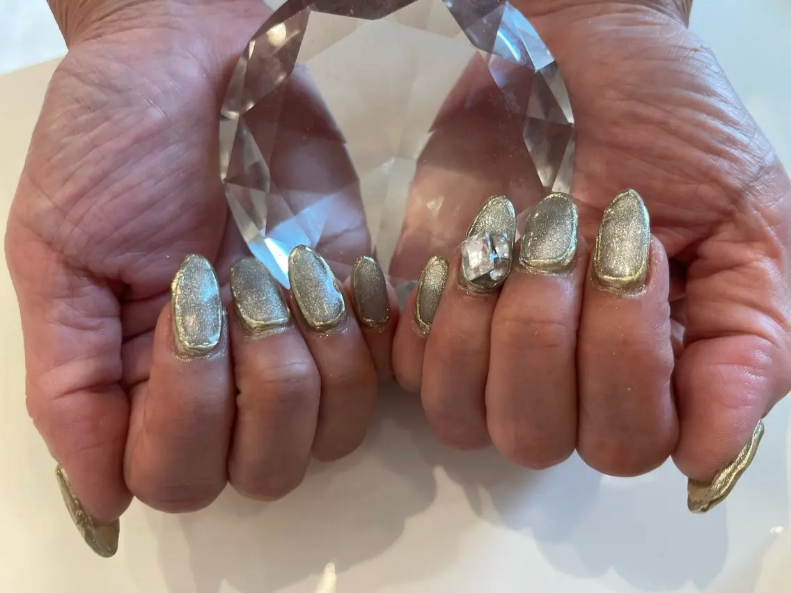 ネイル ♡ビジュール♡ NAIL &まつ毛のマツエク・マツパデザイン