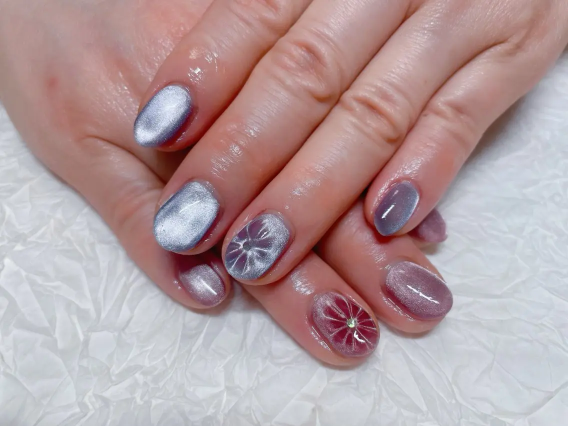 ネイル マグネットネイル ハンドネイル ハンドケア 💫ゆか_ Nailartistのネイルデザイン