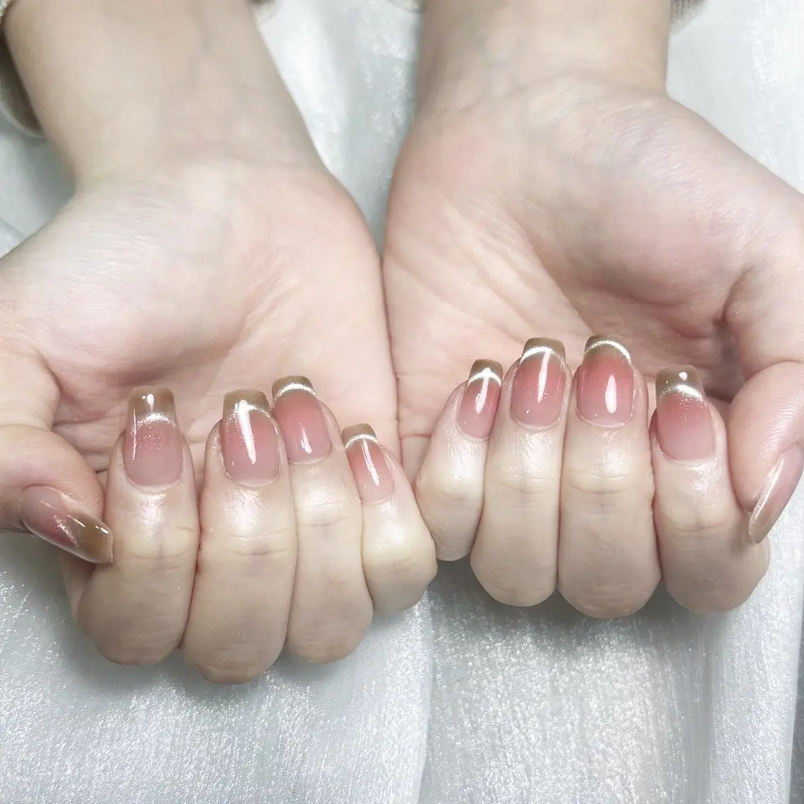 メンズ ネイル メンズ韓国風 アートネイル オーロラネイル ガーリー キラキラネイル Nail salon 木にいるのネイルデザイン