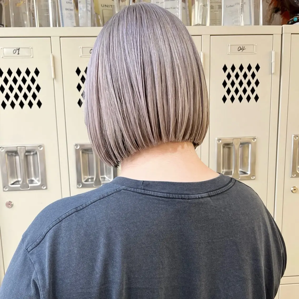 ショート カラー ブリーチ ハイトーンカラー ブリーチなしカラー ボブ 髪質改善 カット ヘアカラー トリートメント 初めてのショート お任せください✂️のヘアスタイル
