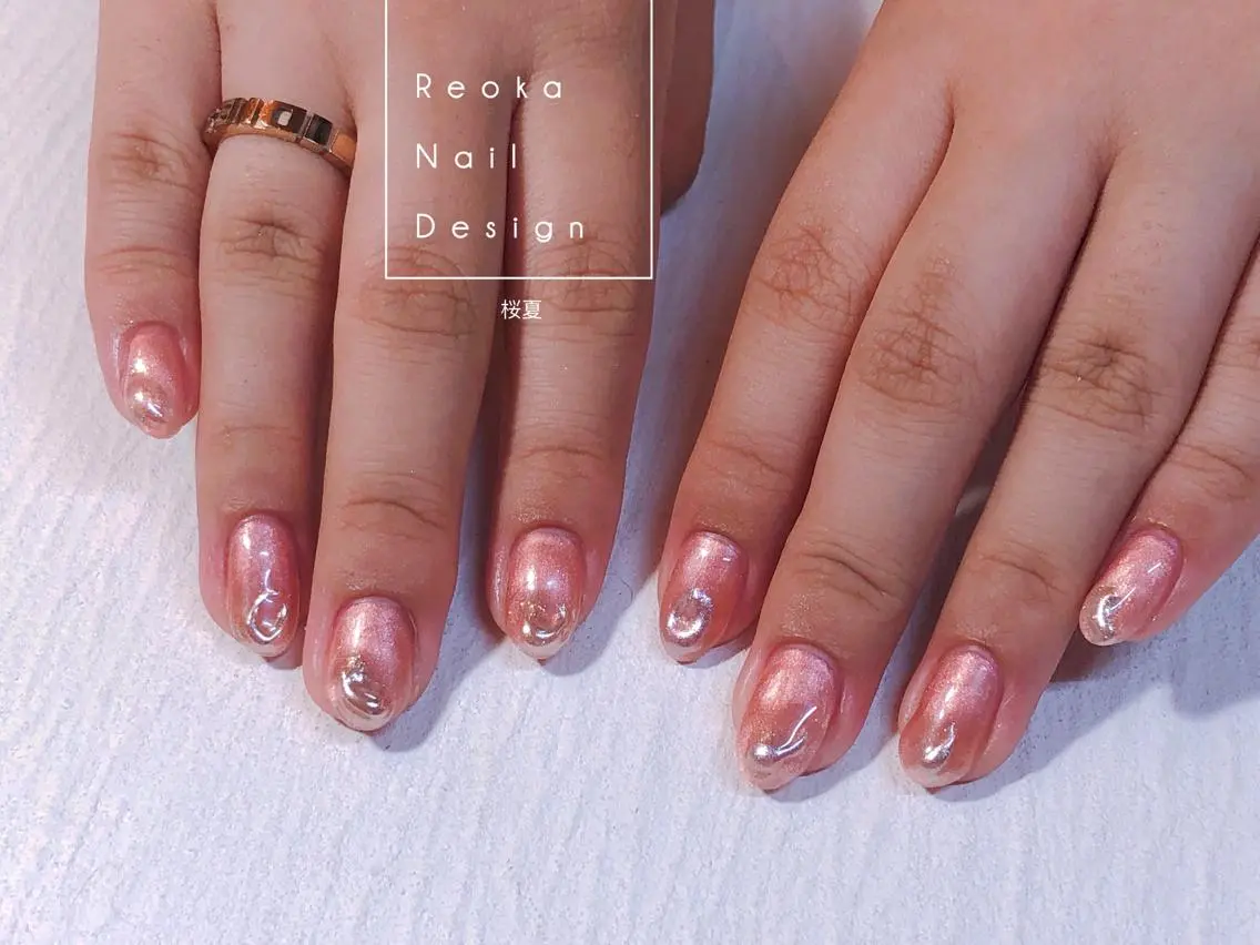 ミディアム ネイル アートネイル ハンドネイル Blowe ニュアンスのネイルデザイン