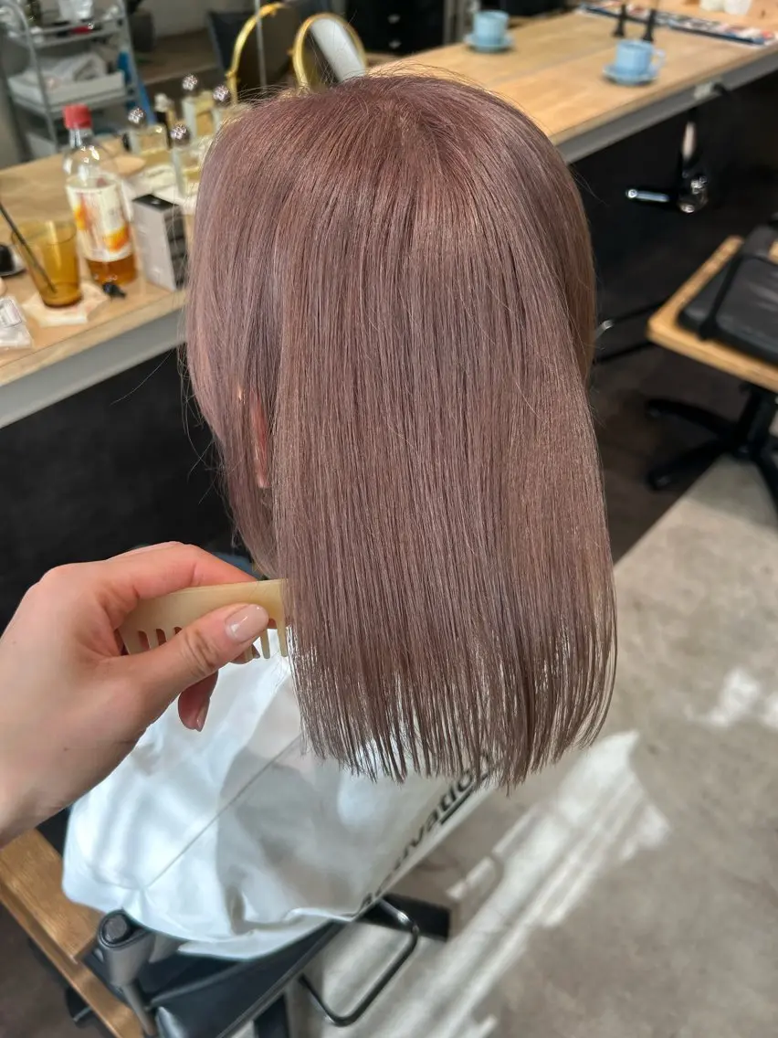 ミディアム カラー グレージュ ピンクカラー カット ヘアカラー トリートメント hubhair レイヤー/透明感のヘアスタイル
