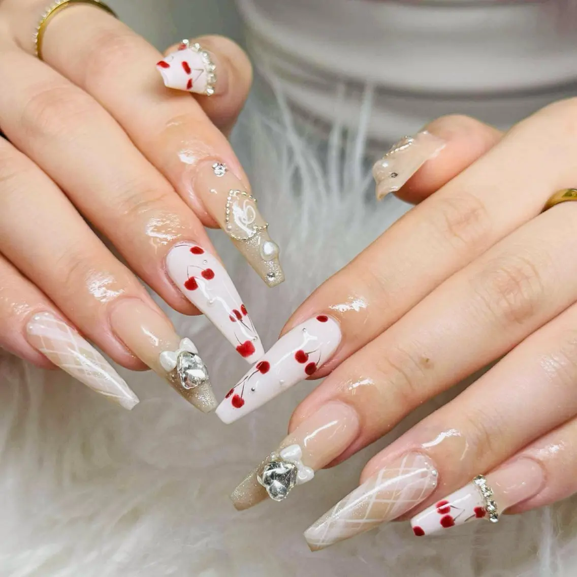 ネイル チークネイル 長さ出し フットネイル マグネットネイル 持ち込み ハンドネイル ANH NAIL ゴテゴテ専門店💎のネイルデザイン