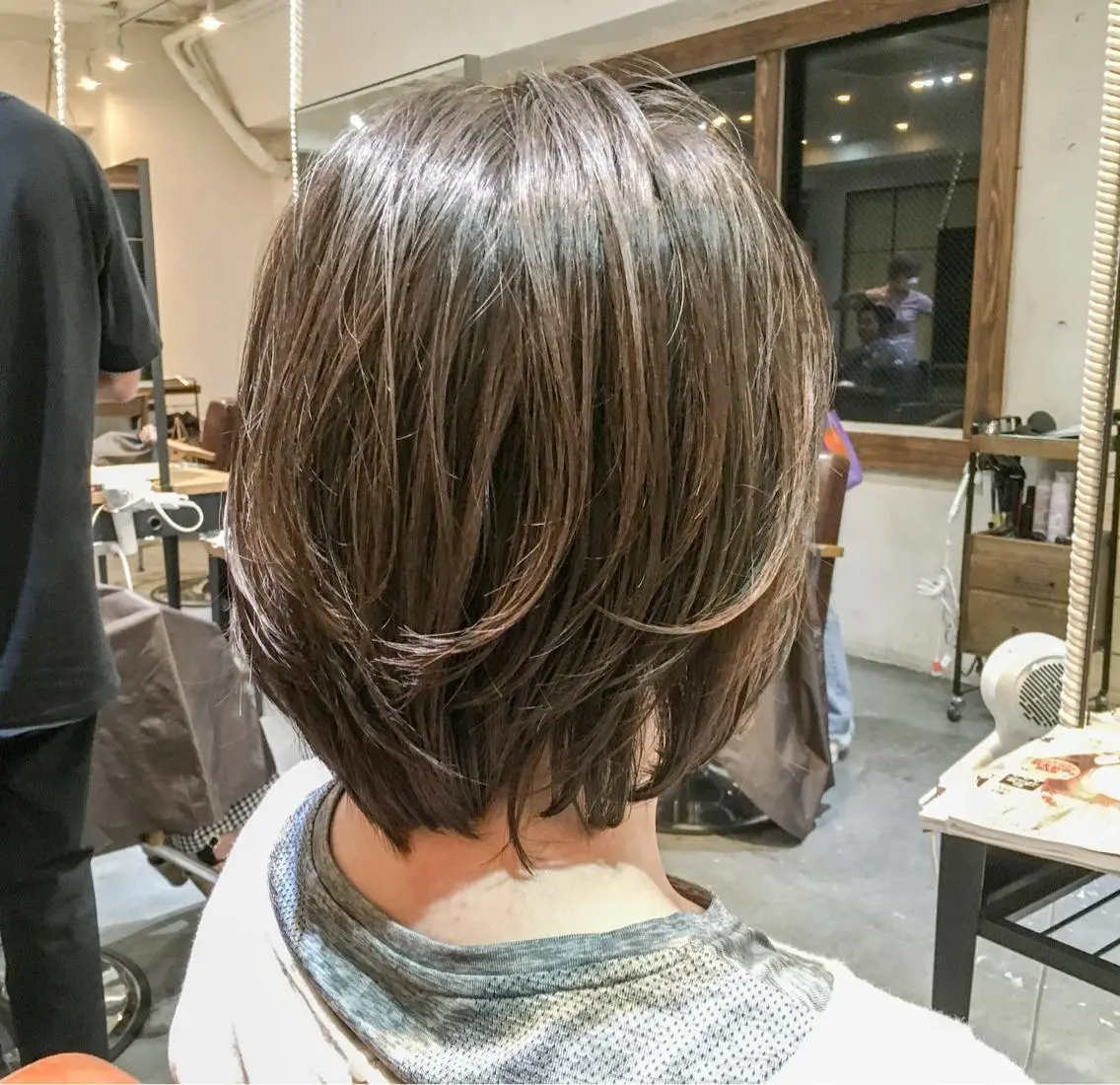 ミディアム ボブレイヤー ボブ レイヤーカット ひがし まさし JYUNESU副代表のヘアスタイル