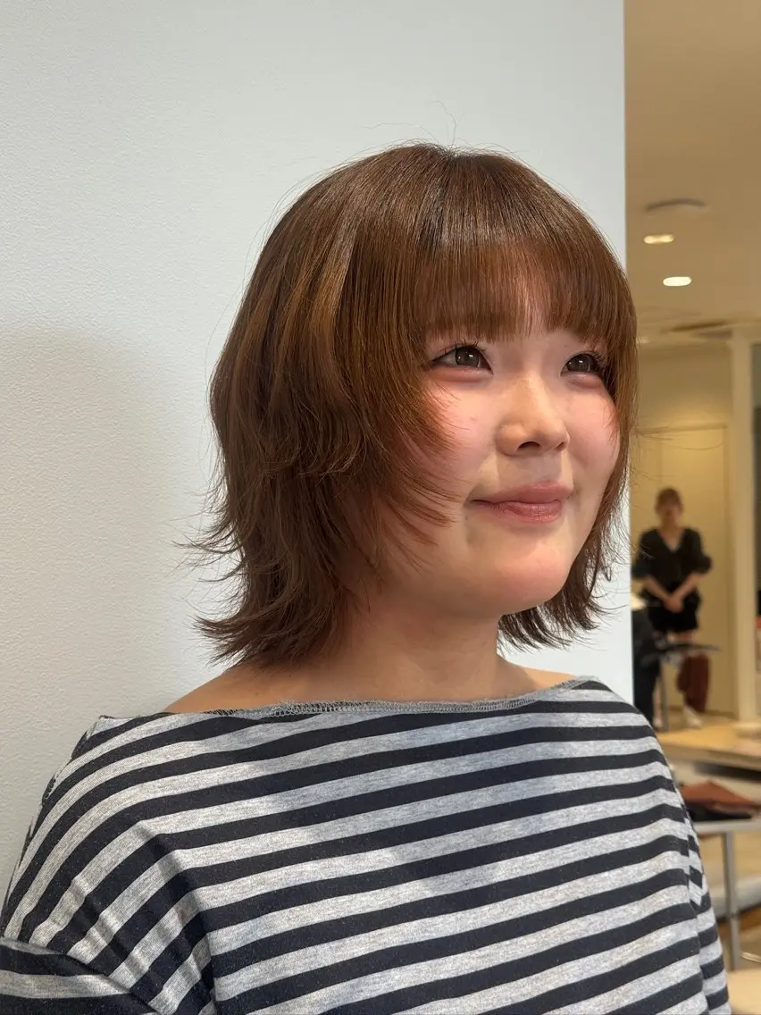 ミディアム カラー カット ヘアカラー トリートメント レイヤーカット Y2K/𝓡𝓲𝓷のヘアスタイル