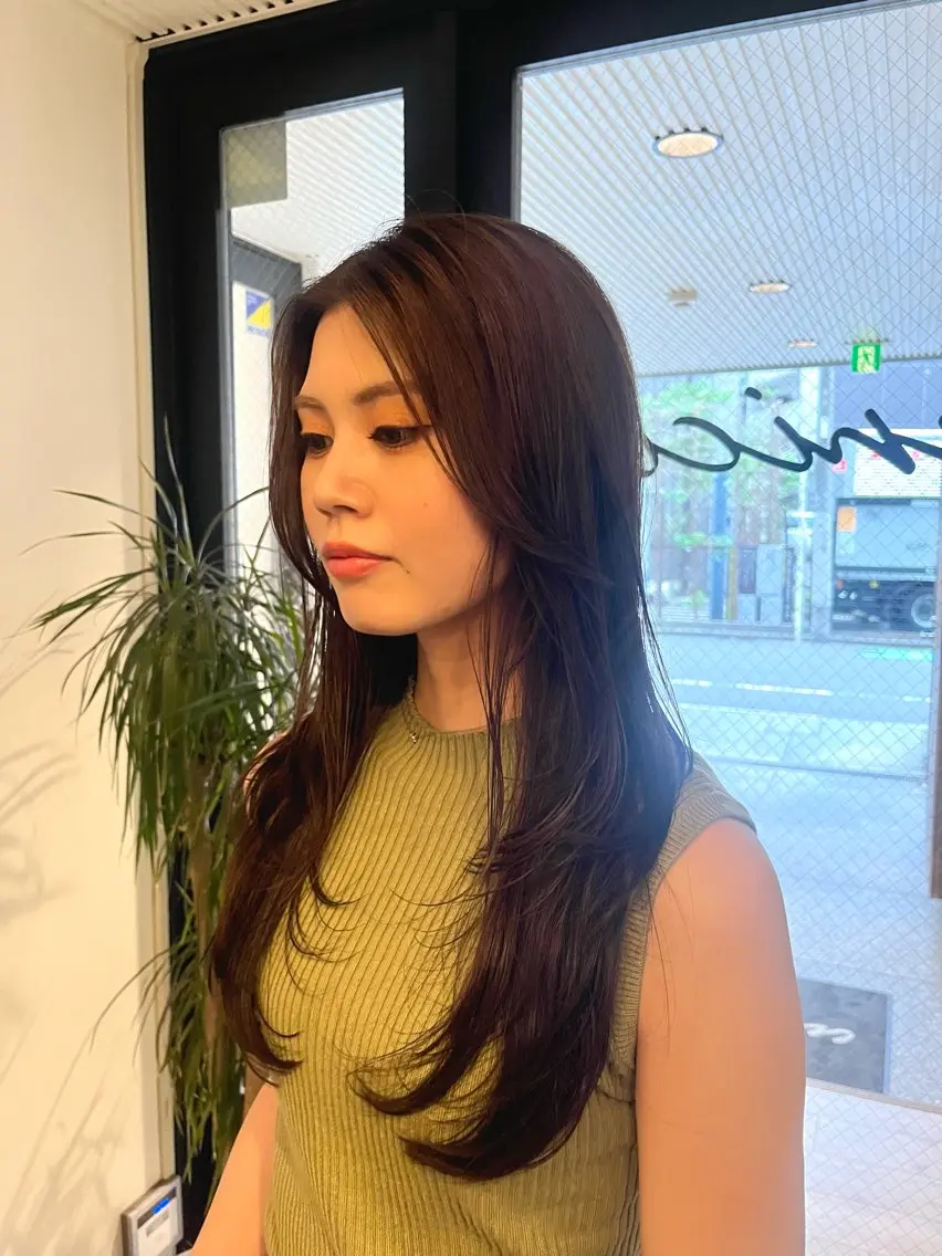 ロング カラー レイヤーカット カット ヘアカラー トリートメント 山本 彩香のヘアスタイル