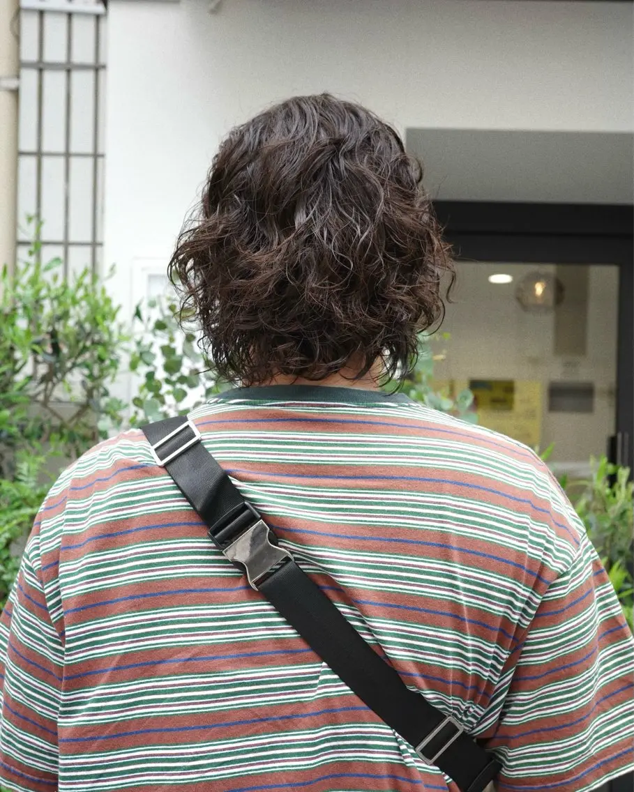 ミディアム パーマ メンズ ミディアムパーマ メンズパーマ カット パーマ お洒落カジュアル🍃 まなとのヘアスタイル