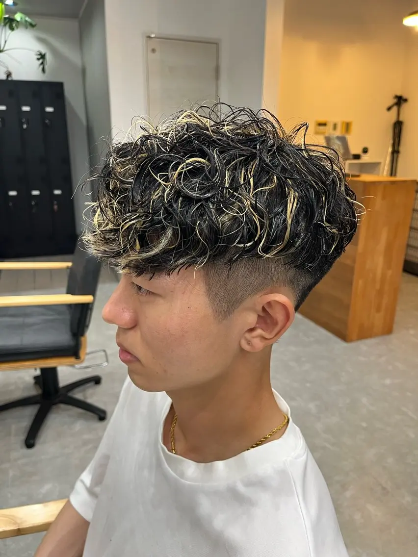 メンズ メンズパーマ WATARUのヘアスタイル