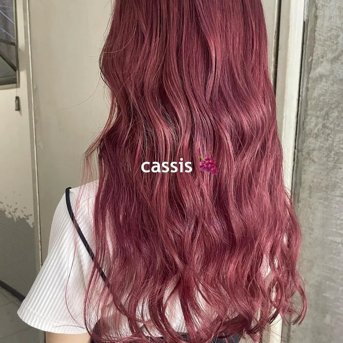 ミディアム カラー ブリーチ オレンジ ピンクカラー 吉村 夏椰のヘアスタイル