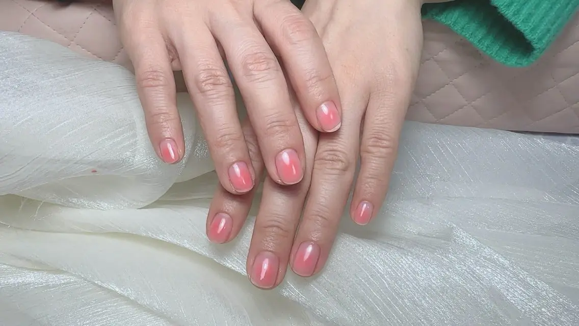 ネイル リー🍒新宿西口すぐ サロンサービス検定有のネイルデザイン