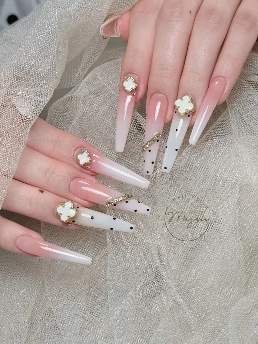 ネイル ハンドネイル Maggie Nail🦩のネイルデザイン