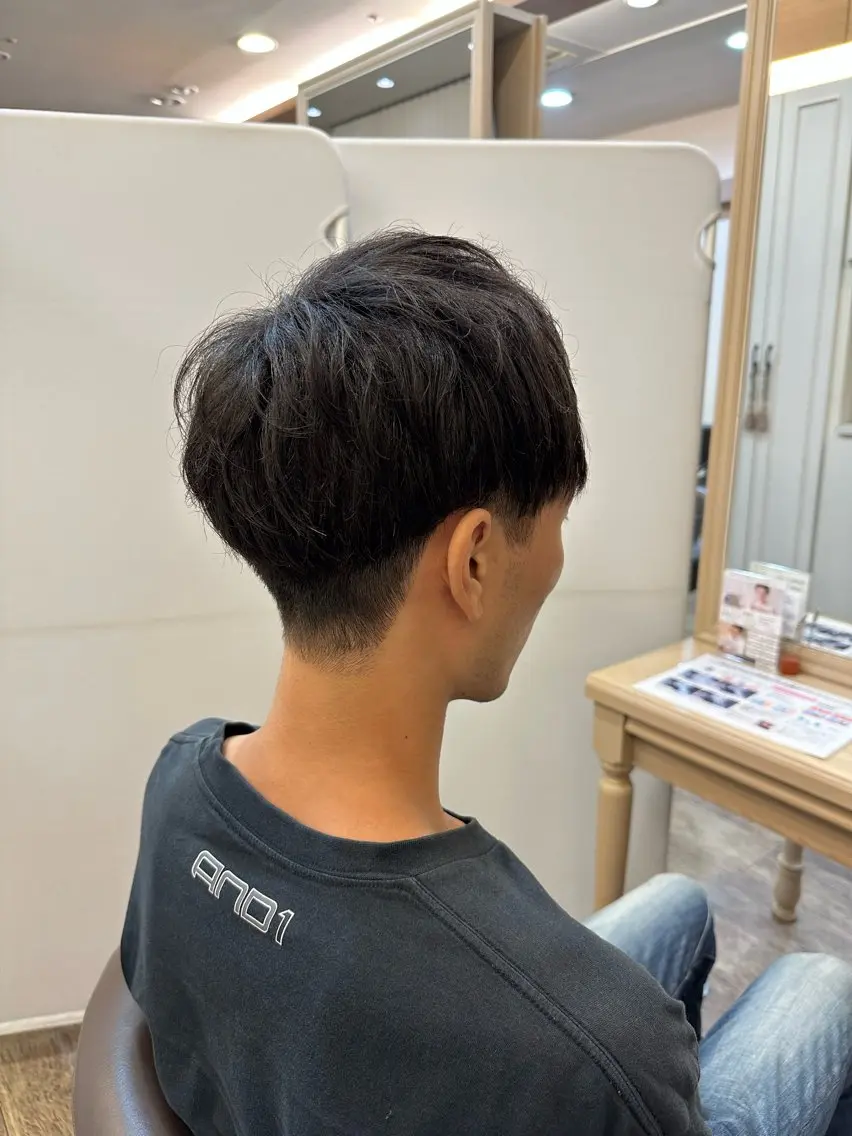 メンズ マッシュ ツーブロック 刈り上げ 杉田 花乃のヘアスタイル
