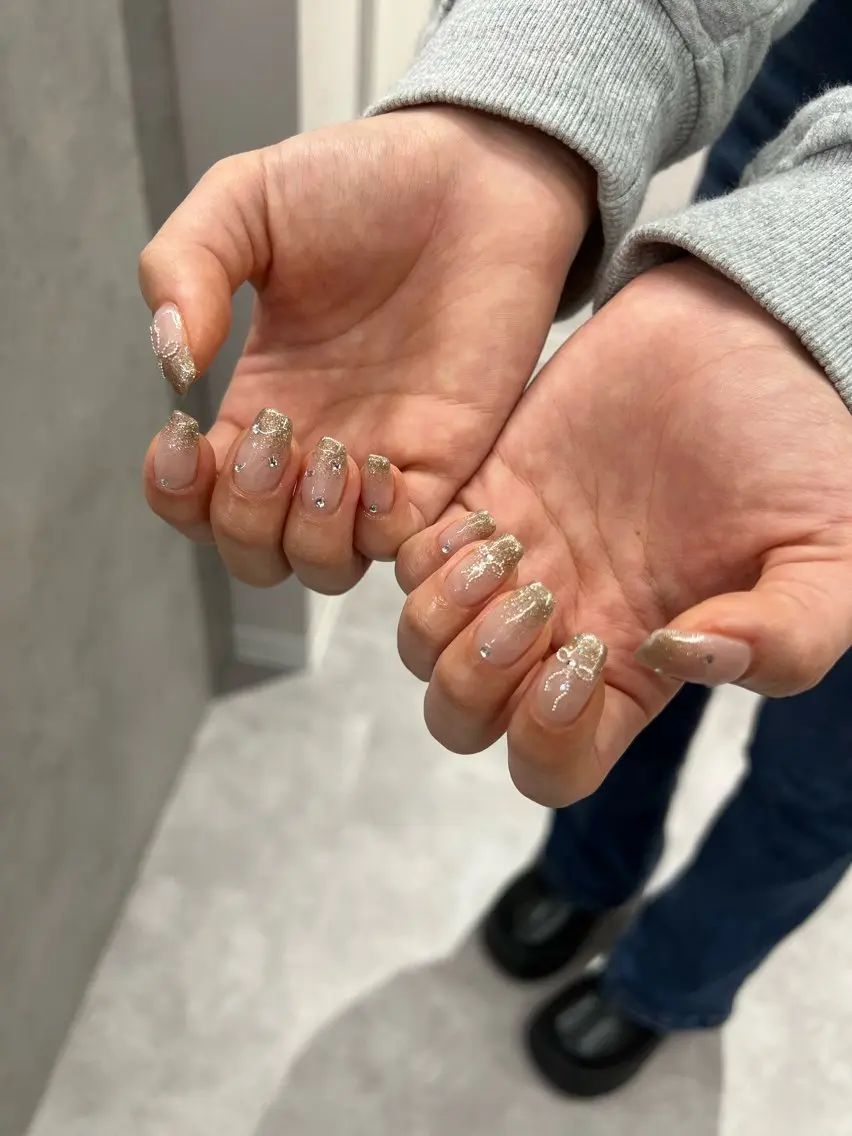 ネイル ブラウン フラッシュネイル ジェルネイル 韓国ネイル 持ち込み ハンドネイル ハンドケア Bana_ Nailのネイルデザイン