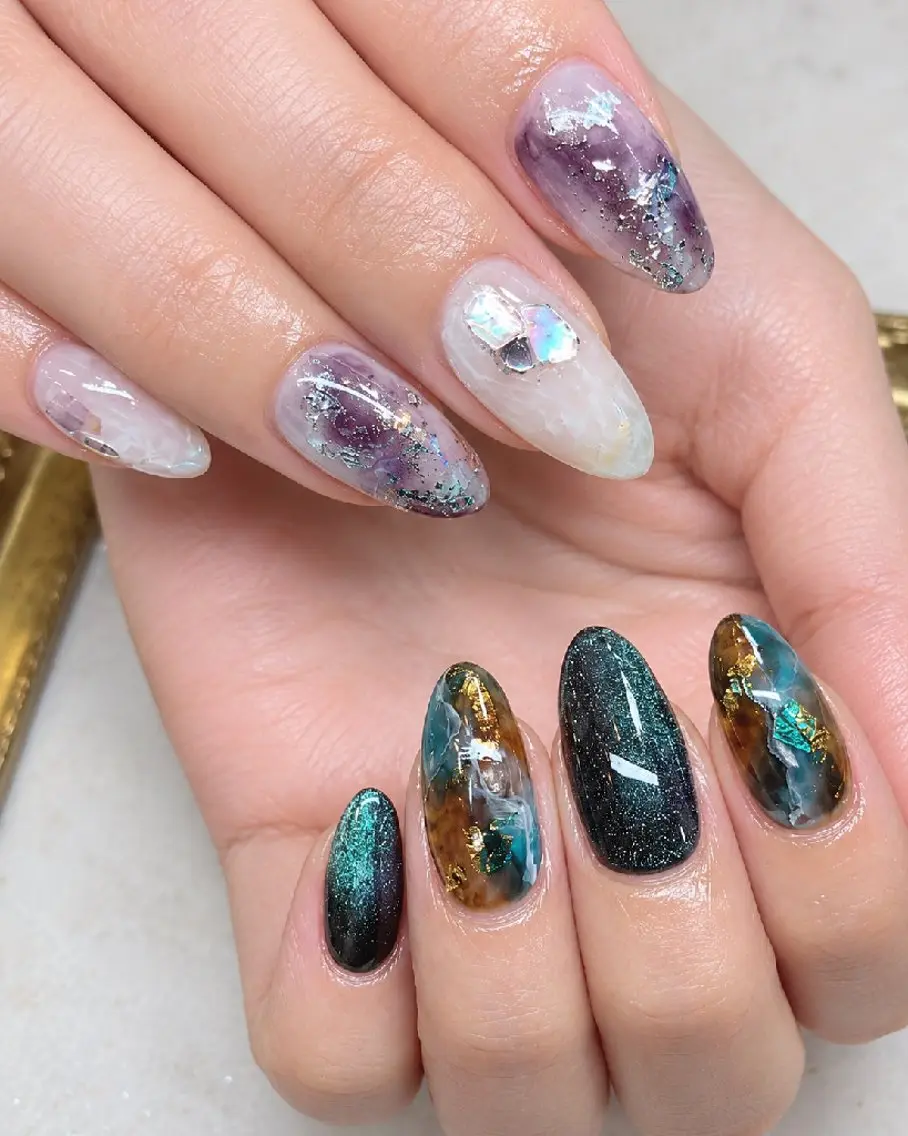 ネイル ハンドネイル GLOW×NAIL MAKOTOのネイルデザイン