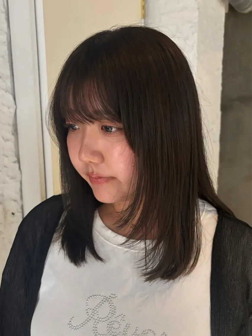 セミロング 江渕 明未のヘアスタイル