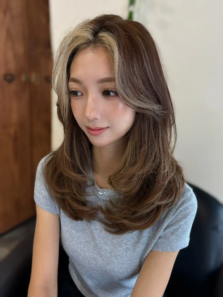 セミロング レイヤーカット カット 優李 ゆうりのヘアスタイル