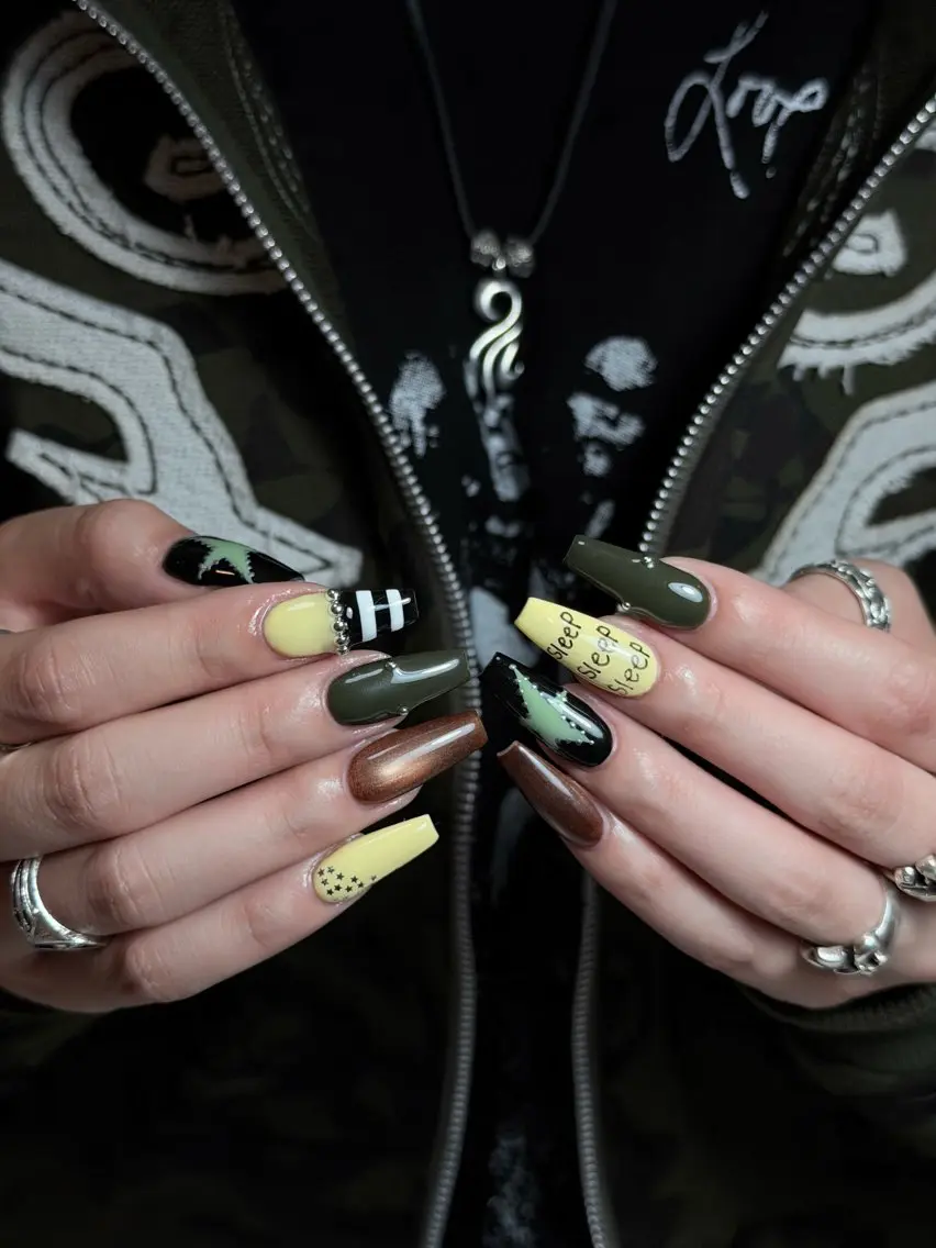 ネイル チークネイル ドット フレンチネイル グラデーション ハート ハンドネイル Julli NailStudioのネイルデザイン