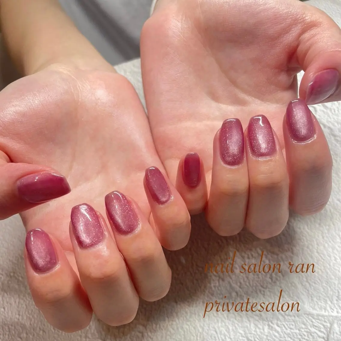 ネイル マグネットネイル 赤色 ハンドネイル nailsalon ranのネイルデザイン