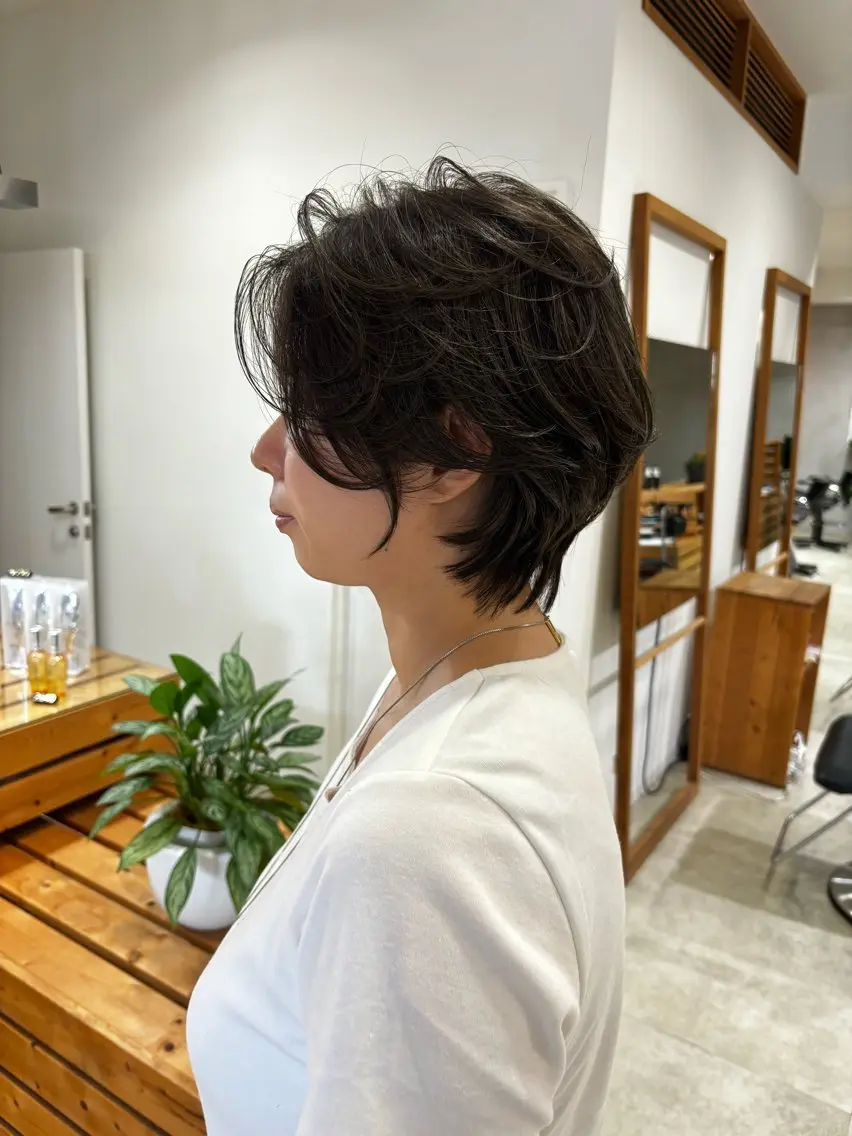 ショート カラー パーマ カット ヘアカラー 縮毛矯正 トリートメント Lino by hoNuaのヘアスタイル