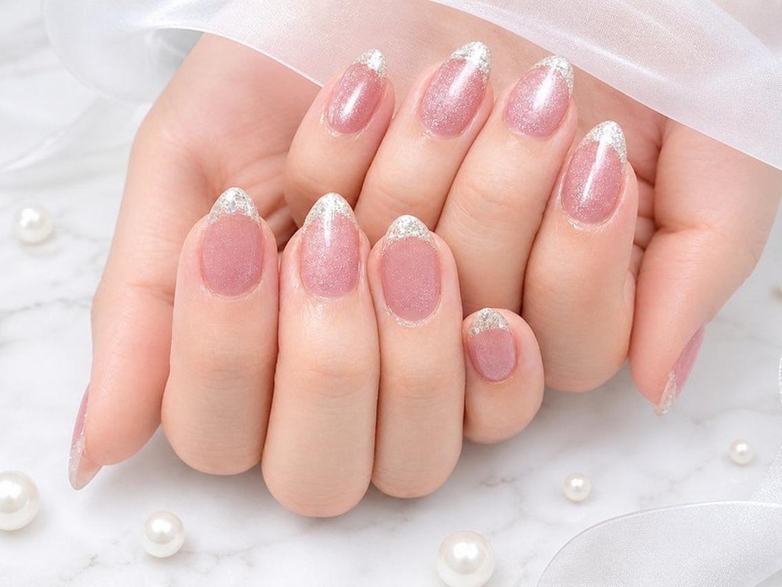 ネイル フレンチネイル ガラスフレンチ マグネットネイル ハンドネイル Lili Nail Studio西荻窪店のネイルデザイン