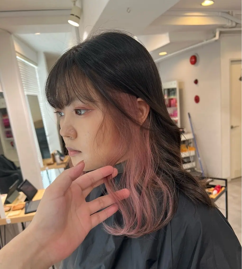 セミロング カラー ベージュカラー インナーカラー ピンクカラー ピンクベージュ 指名数No.1 /NAOYAのヘアスタイル