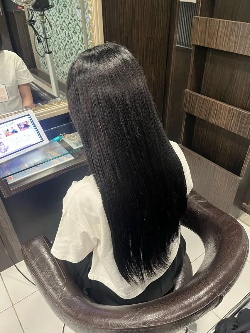 ロング カラー レイヤーカット 艶髪🎀HINATAのヘアスタイル