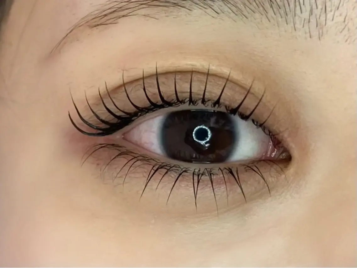 下まつげパーマ👁の写真