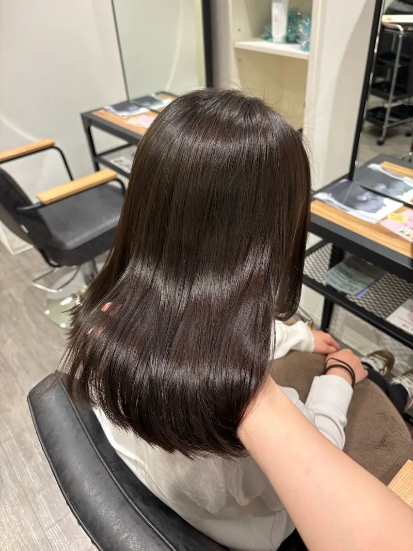 セミロング ヘアカラー cocotteひな /カラーモデル🌼のヘアスタイル