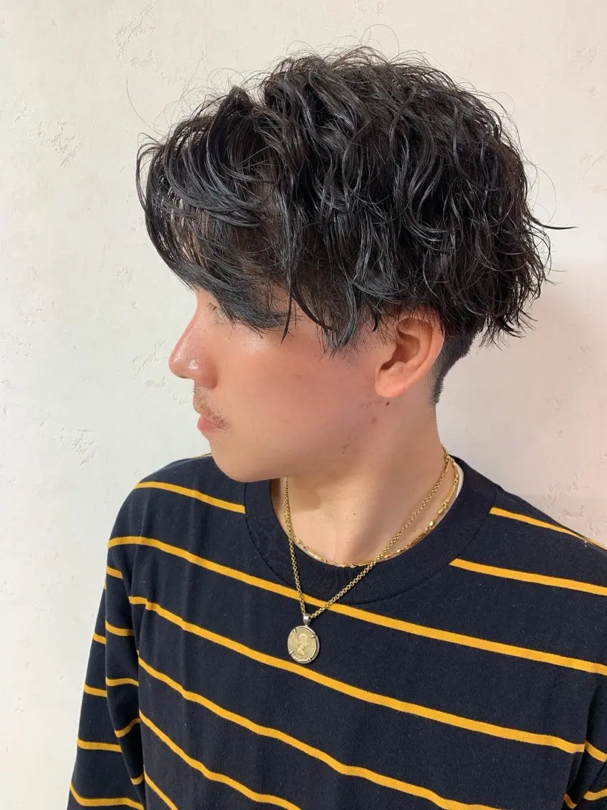パーマ メンズ メンズパーマ ツイストスパイラルパーマ スパイラルパーマ 汐見 悠佑のヘアスタイル