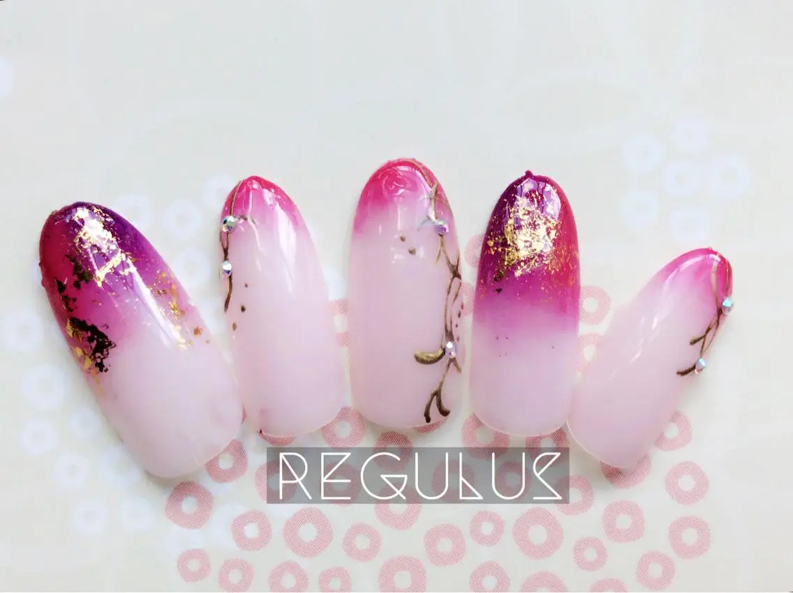 ネイル 成人式 ネイルチップ Regulus 西川のネイルデザイン