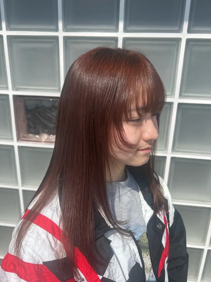 セミロング パーマ 西山 菜己星のヘアスタイル
