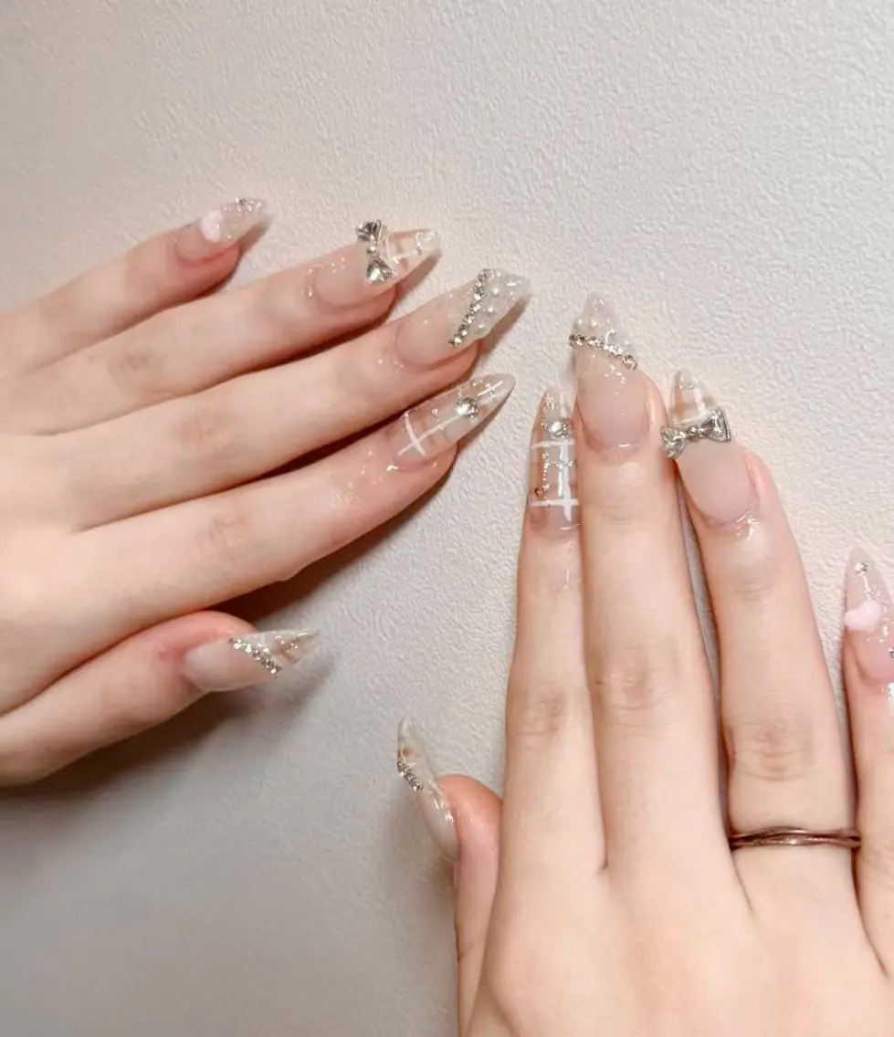 ネイル ハンドネイル Luvia Ginzaのネイルデザイン