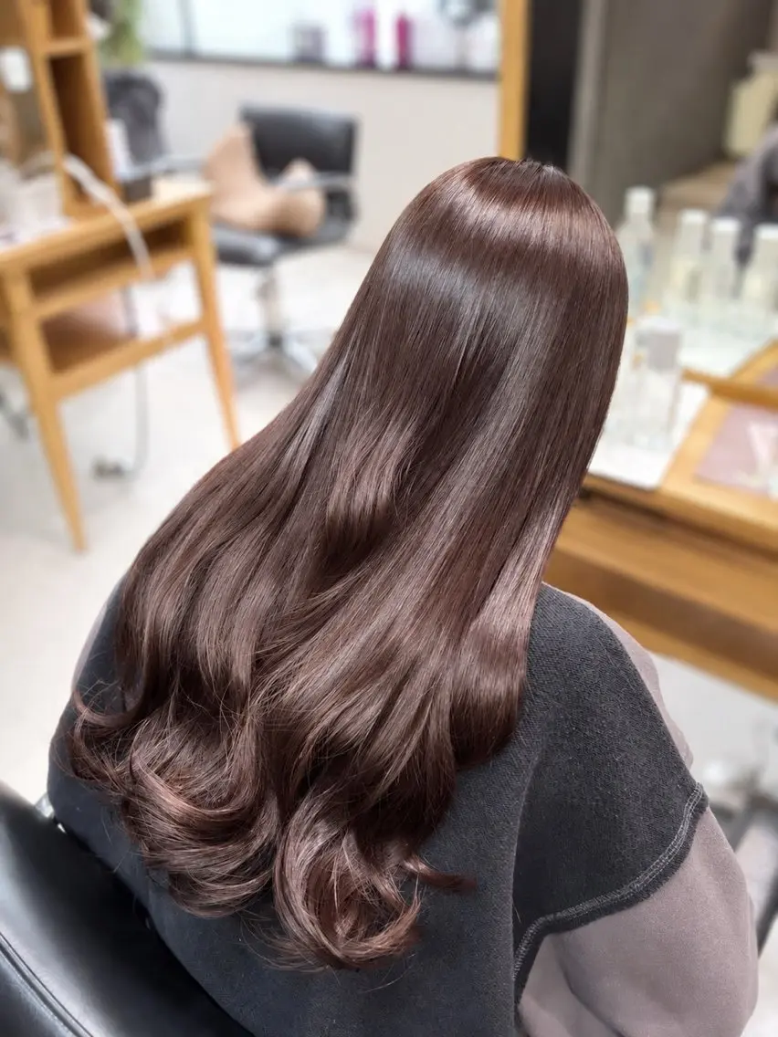 セミロング ヘアカラー カラーモデル募集 🤍momoha🤍のヘアスタイル