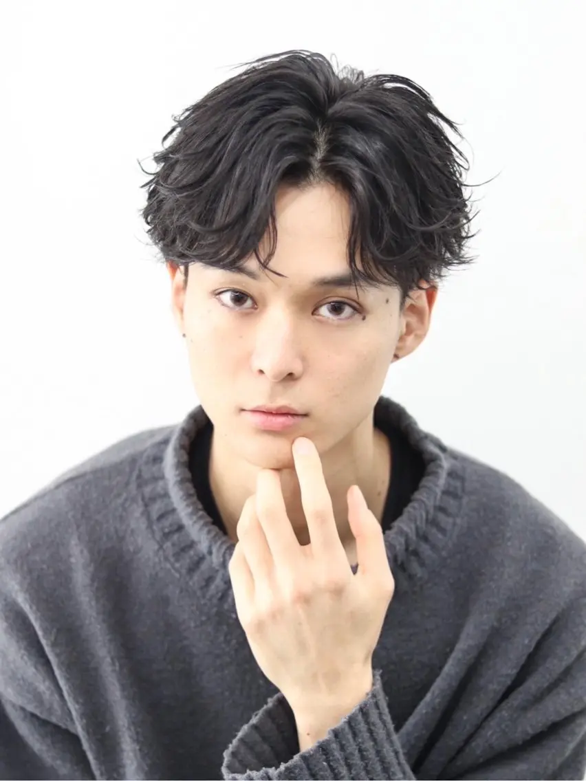 メンズ センターパート ✨🔥✨️メンズカラ ー得化REON✨🔥のヘアスタイル