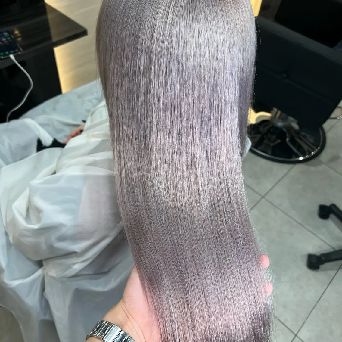 ロング カラー ヘアカラー トリートメント 🌈カラー特化 ハイトーンけいと🌈のヘアスタイル