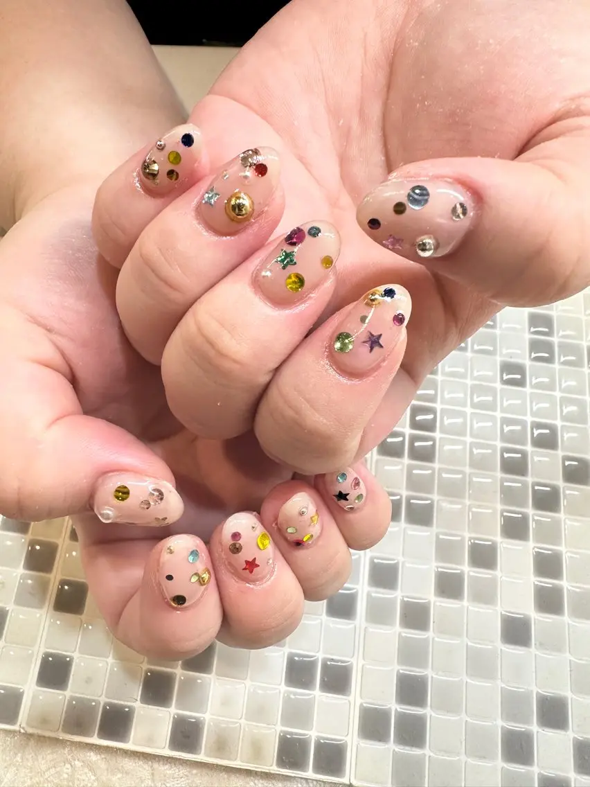 ネイル キラキラネイル nailist yuiのネイルデザイン