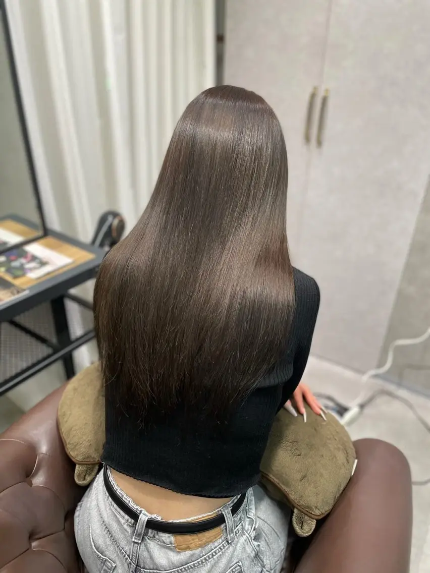 ロング カット ヘアカラー トリートメント RANSHELL RYUTOのヘアスタイル