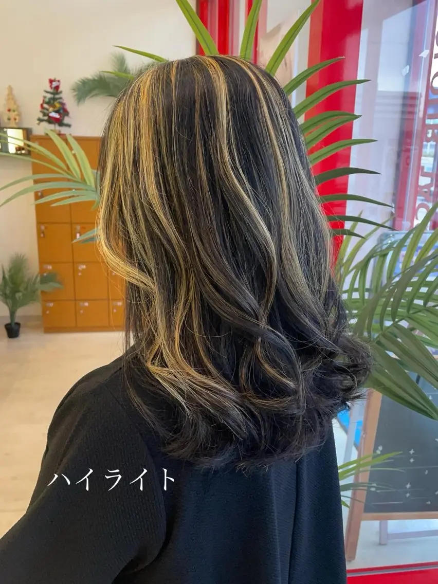 カラー アトレル Ihoのヘアスタイル