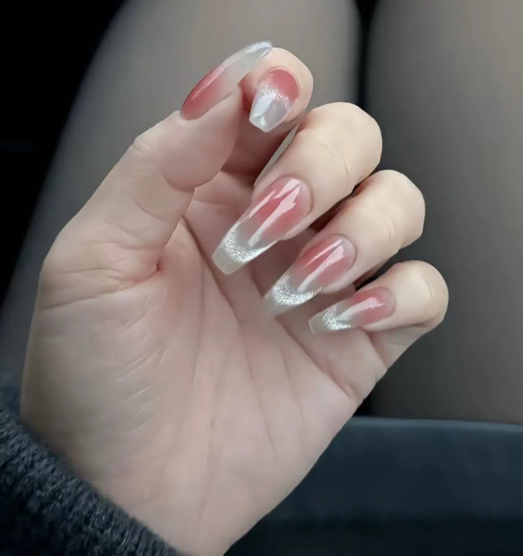 ネイル チークネイル フレンチネイル グラデーション 韓国ネイル マグネットネイル Hana Nailのネイルデザイン