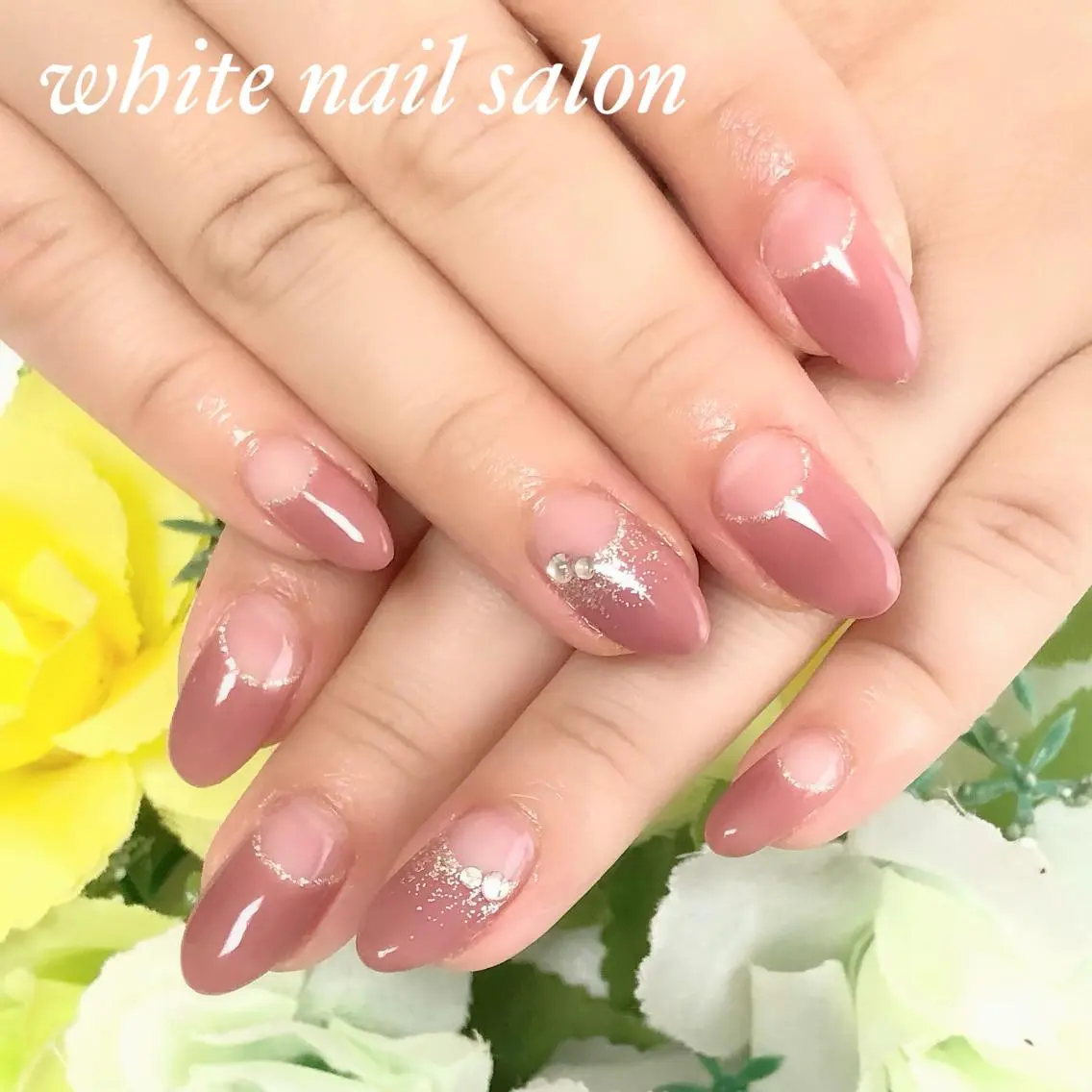 ネイル アートネイル フレンチネイル ジェルネイル ハードジェル 持ち込み ハンドネイル white nail salonのネイルデザイン