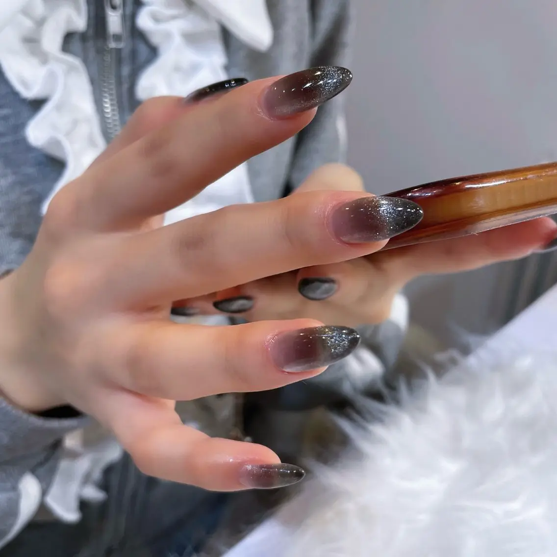 ミディアム MELL AOIのネイルデザイン