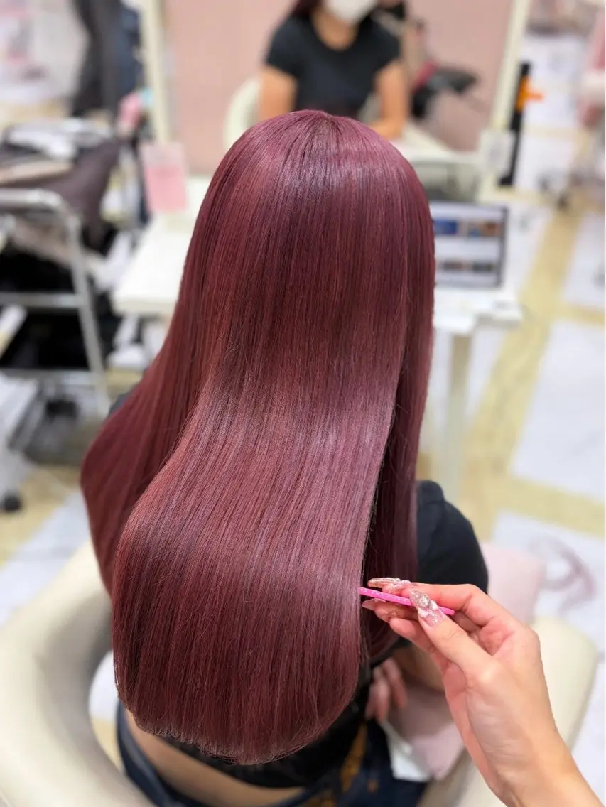 ロング カラー ブリーチ ダブルカラー ピンクカラー ヘアカラー トリートメント 鎌田 優依のヘアスタイル