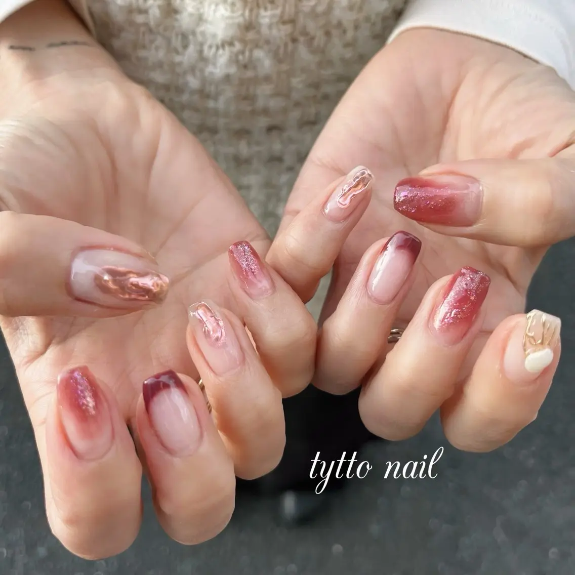 ネイル ブラウン フレンチネイル キラキラネイル ミラーネイル ニュアンスネイル ハンドネイル tytto nail ❤︎‪‪eri‪‪のネイルデザイン